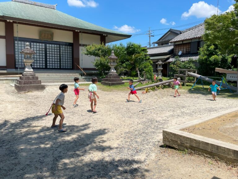 NPO法人　蓮華の家